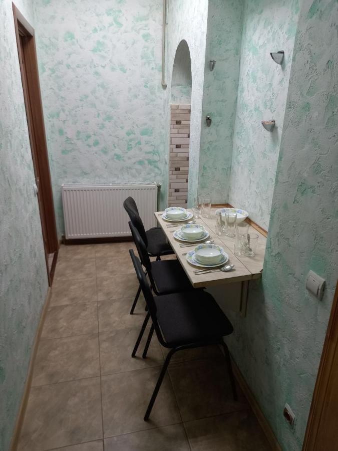 1 комнатная квартира в центре Мукачева, улица Мира Мукачево Екстер'єр фото