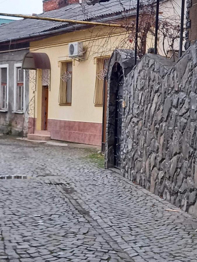 1 комнатная квартира в центре Мукачева, улица Мира Мукачево Екстер'єр фото